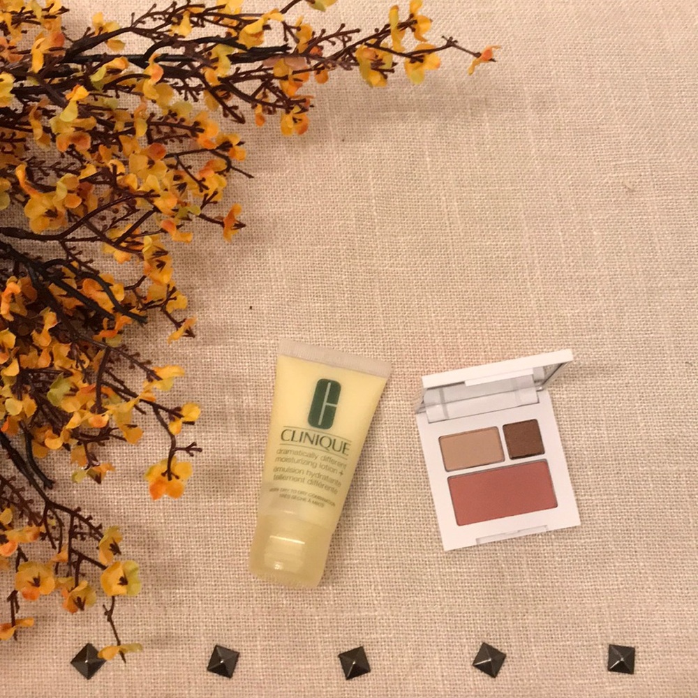 Clinique blush/eye shadow set, lotion, face wash